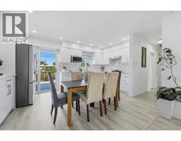 20 Rossburn Crescent SW - photo 8