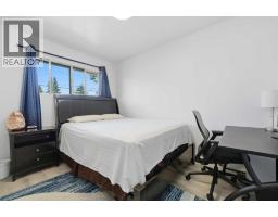 20 Rossburn Crescent SW - photo 13