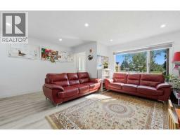 20 Rossburn Crescent SW - photo 3
