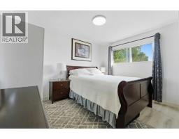 20 Rossburn Crescent SW - photo 15