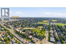 20 Rossburn Crescent SW - photo 37