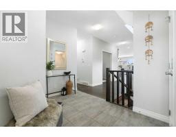 232 Nolancrest Heights NW - photo 2