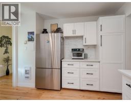 Ensuite - 901 2829 Arbutus Rd, Saanich, BC V8N5X5 Photo 7