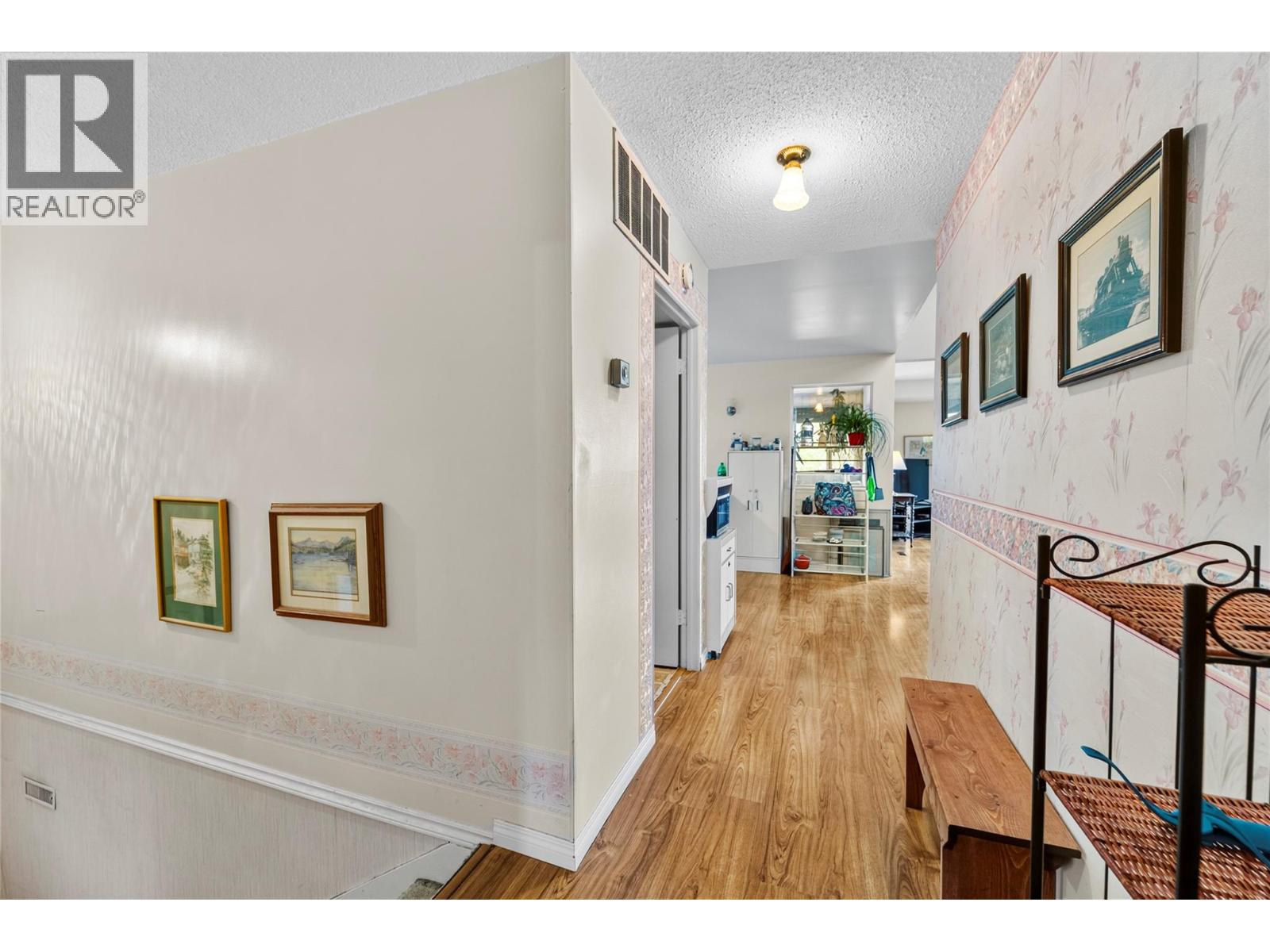 #75 137 McGill Road - 13