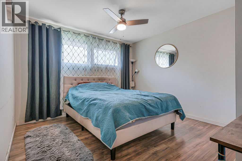 Listing photo – 5912 West Park Crescent, Red Deer