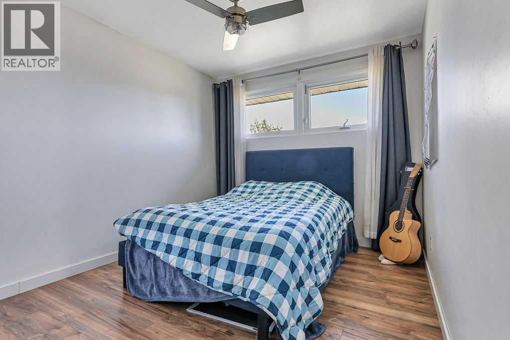 Listing photo – 5912 West Park Crescent, Red Deer