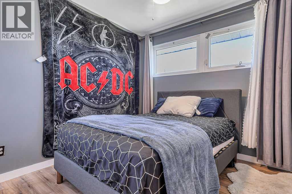 5912 West Park Crescent - 17