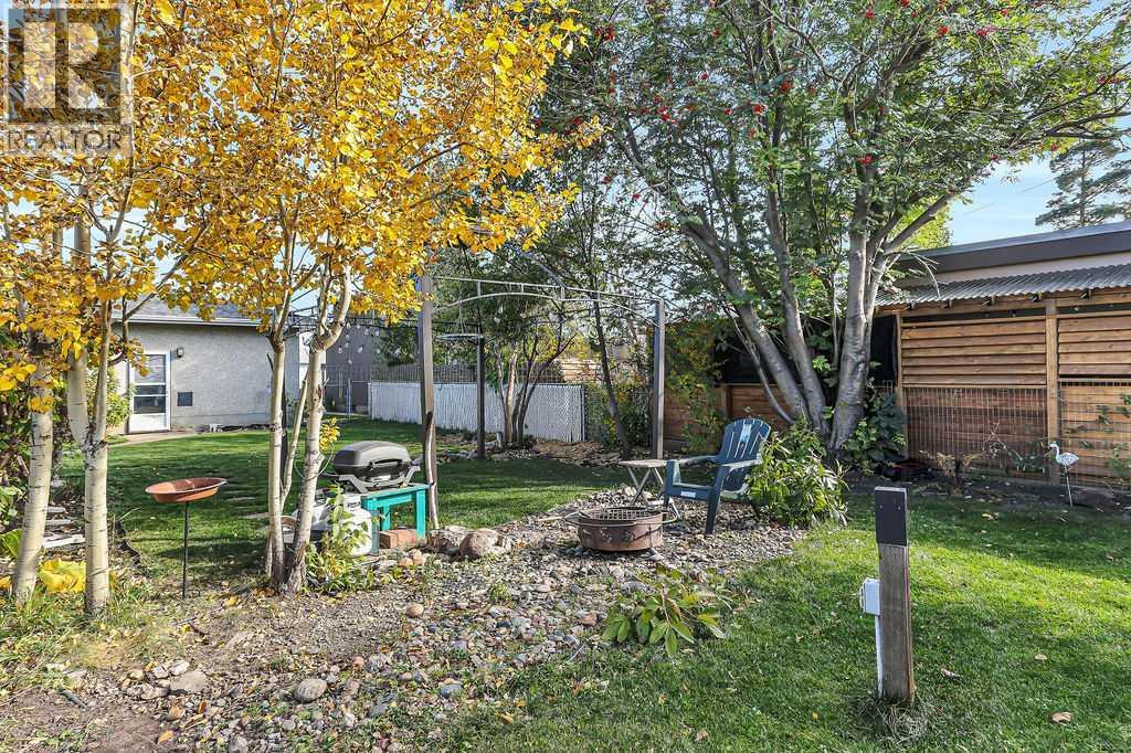 Listing photo – 5912 West Park Crescent, Red Deer