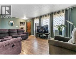 Bedroom - 5912 West Park Crescent, Red Deer, AB T4N1G1 Photo 6
