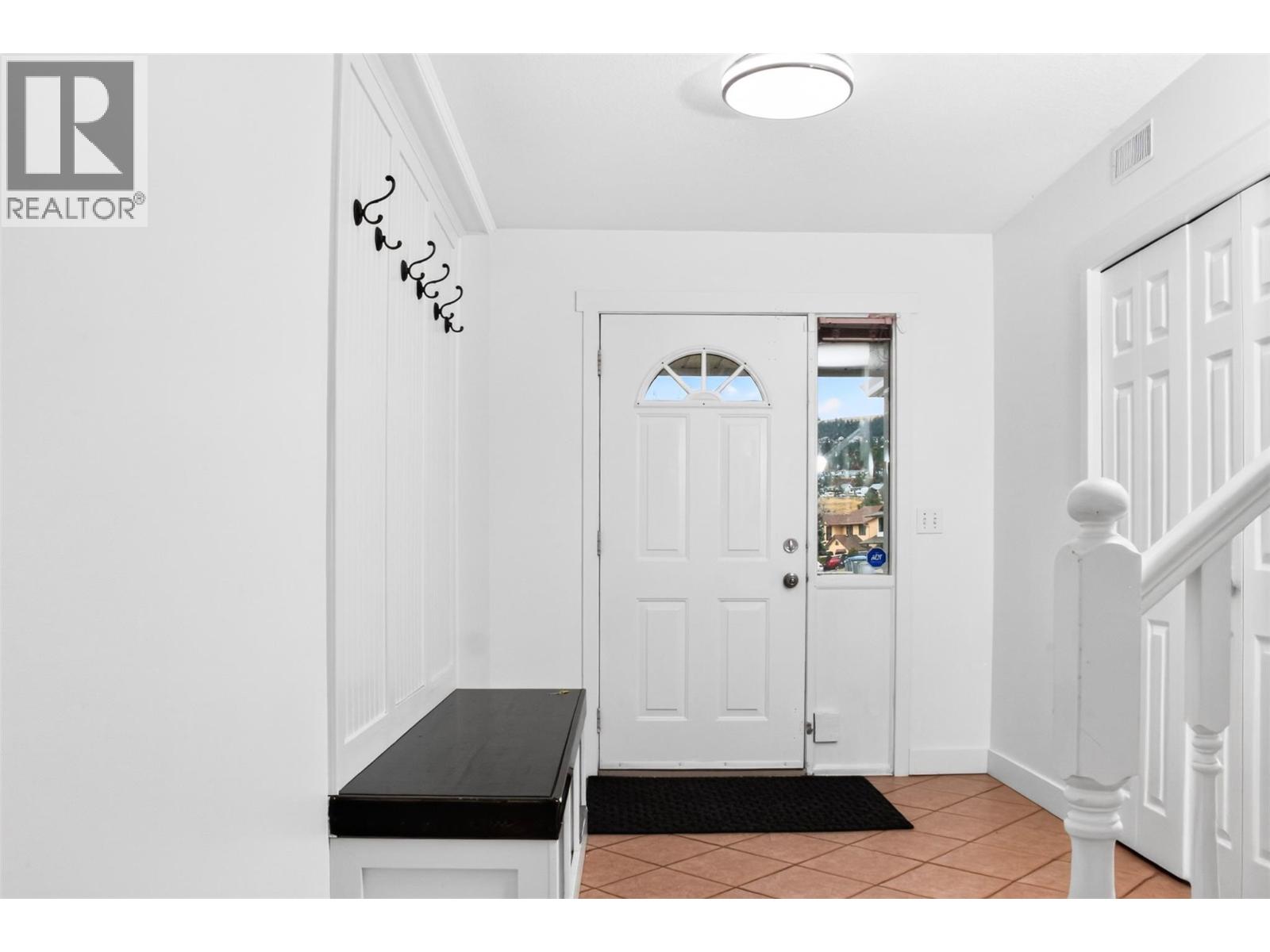 478 Malahat Place - 16