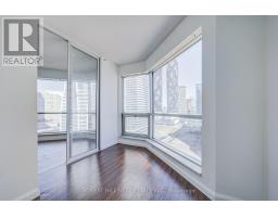 1810 - 10 Yonge Street, Toronto, ON M5E1R4 Photo 12