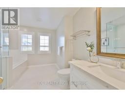 21 Iron Horse Avenue, Richmond Hill, ON L4B4H2 Photo 15