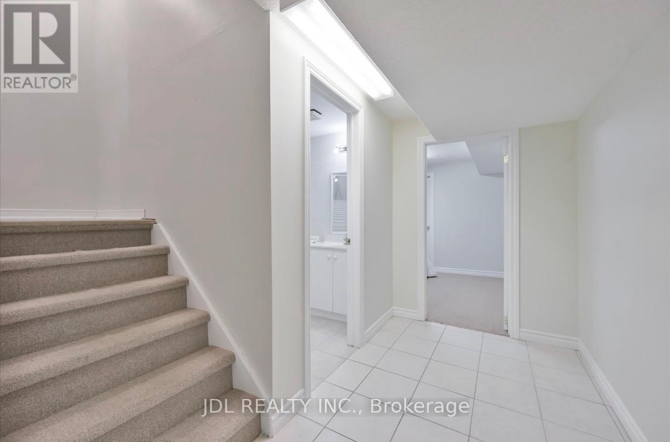 21 IRON HORSE AVENUE - 20