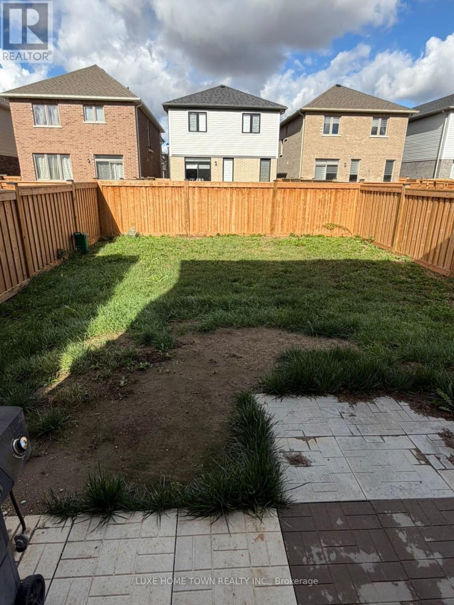 39 Harpin Way West — photo 10