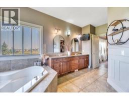 33 Norris Coulee Trail, Rural Foothills County, AB T1S5A5 Photo 32