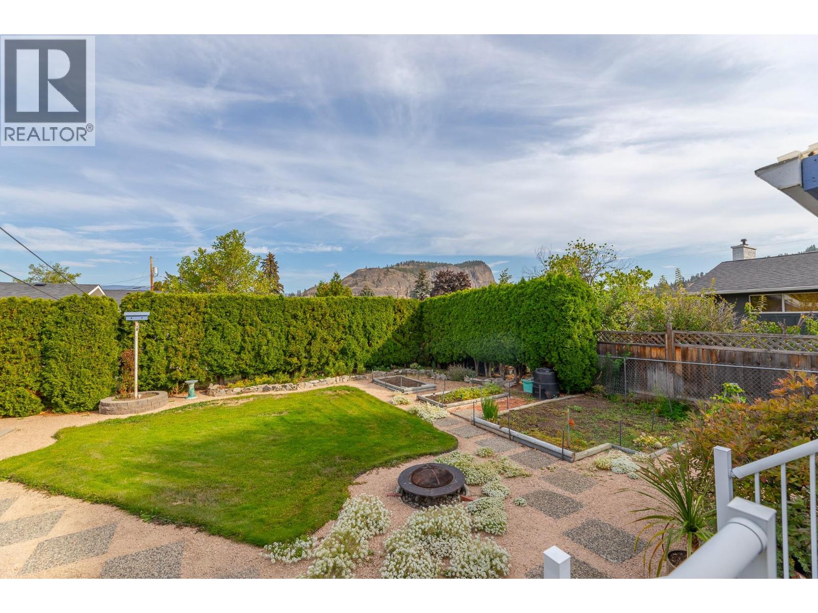 12409 Wright Avenue - 33