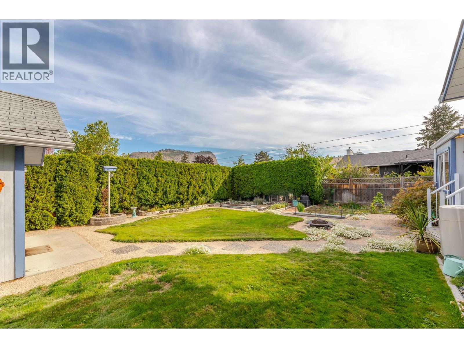  12409 Wright Avenue, Summerland