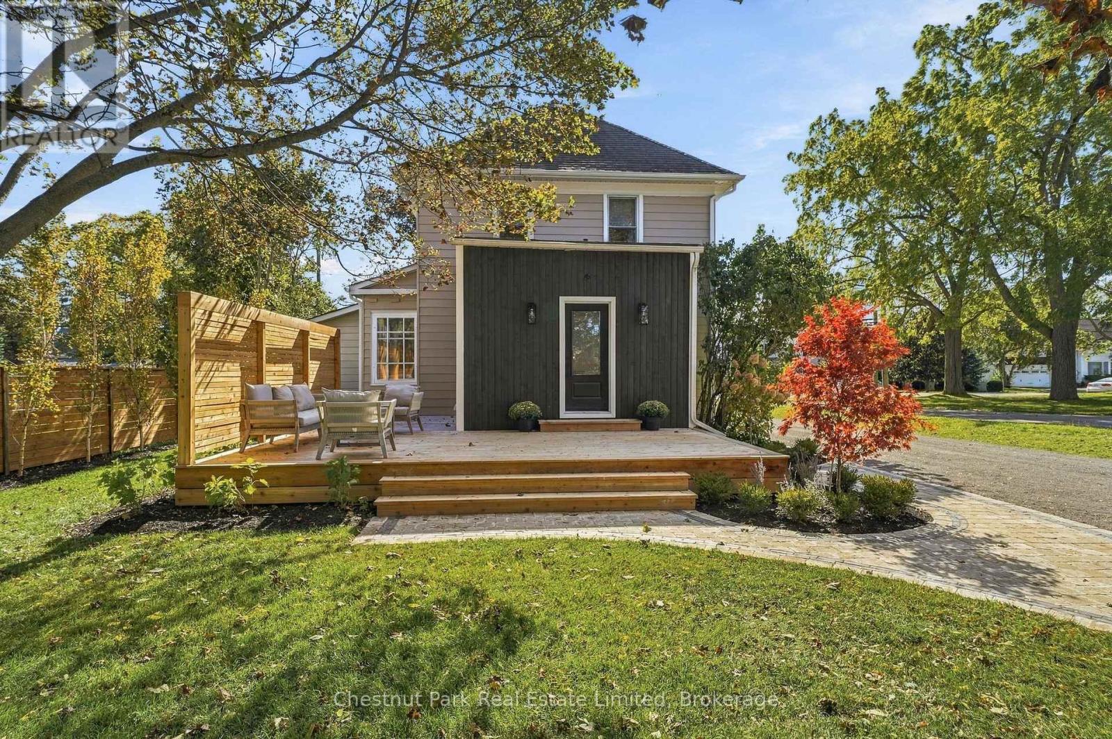 372 Main Street, Prince Edward County, ON photo 35