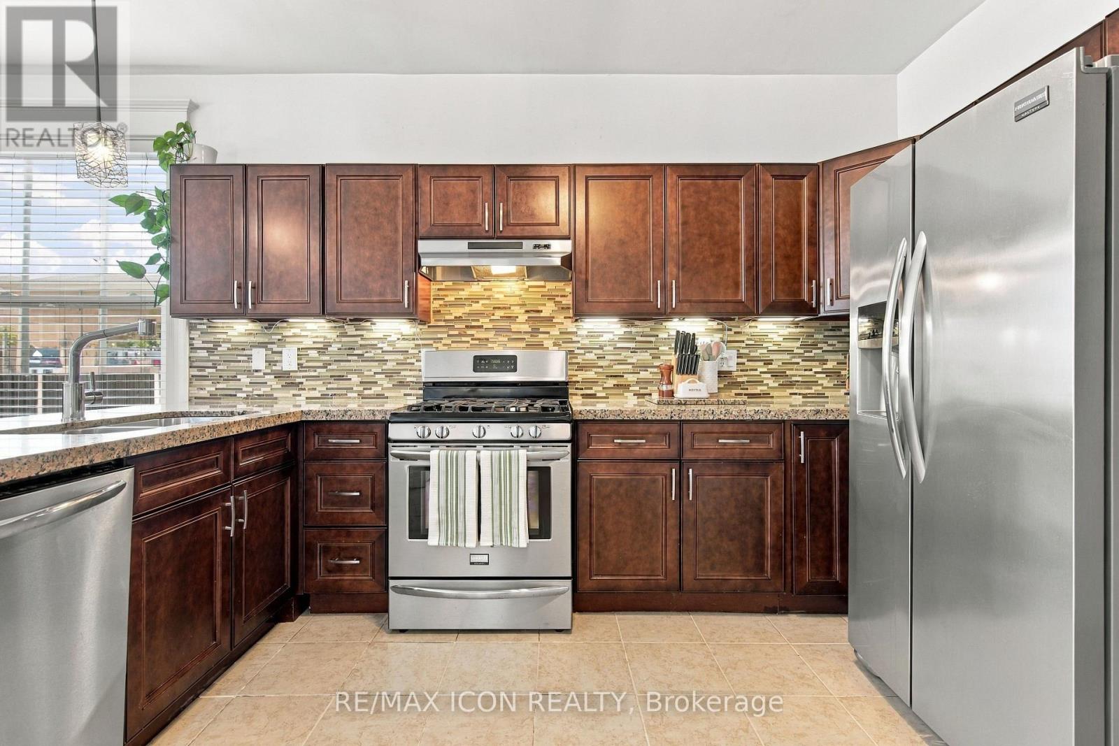 820 STEDWELL STREET - Image 12