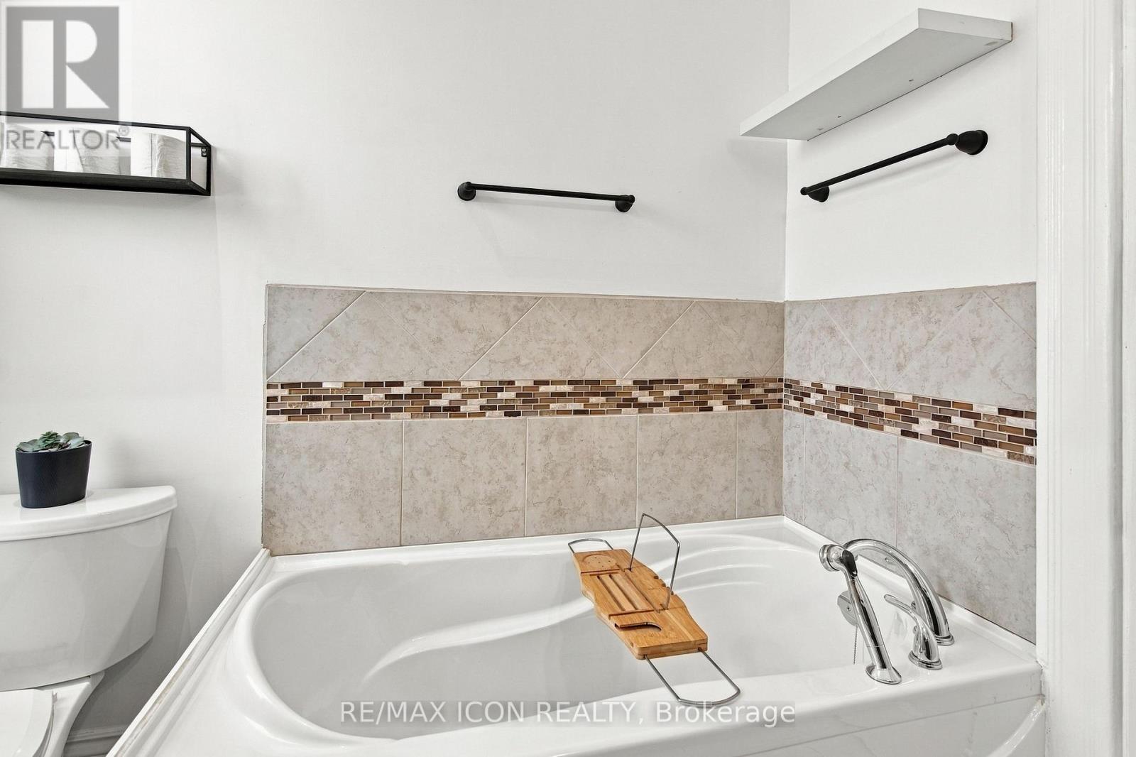 820 STEDWELL STREET - Image 21