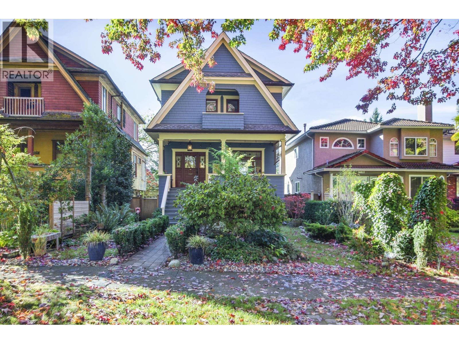 Photo of 2580 CAMBRIDGE STREET 38