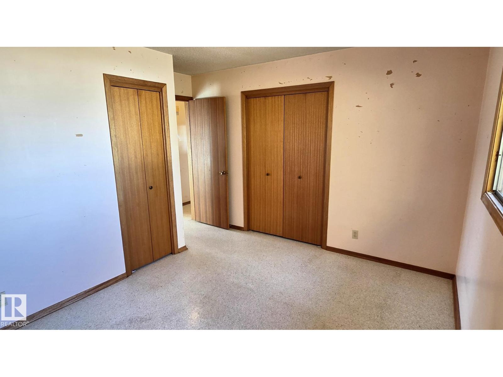 5517 49 ST - Image 7