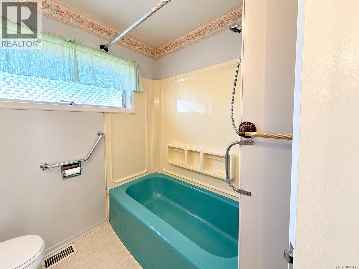 2433 5th Ave, Port Alberni - Image 1