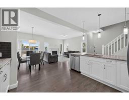 125 Redstone Common NE - photo 12