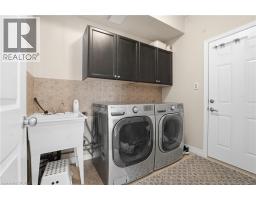 Living room - 441 Stonehenge Drive Unit# 40, Ancaster, ON L9K0B1 Photo 14