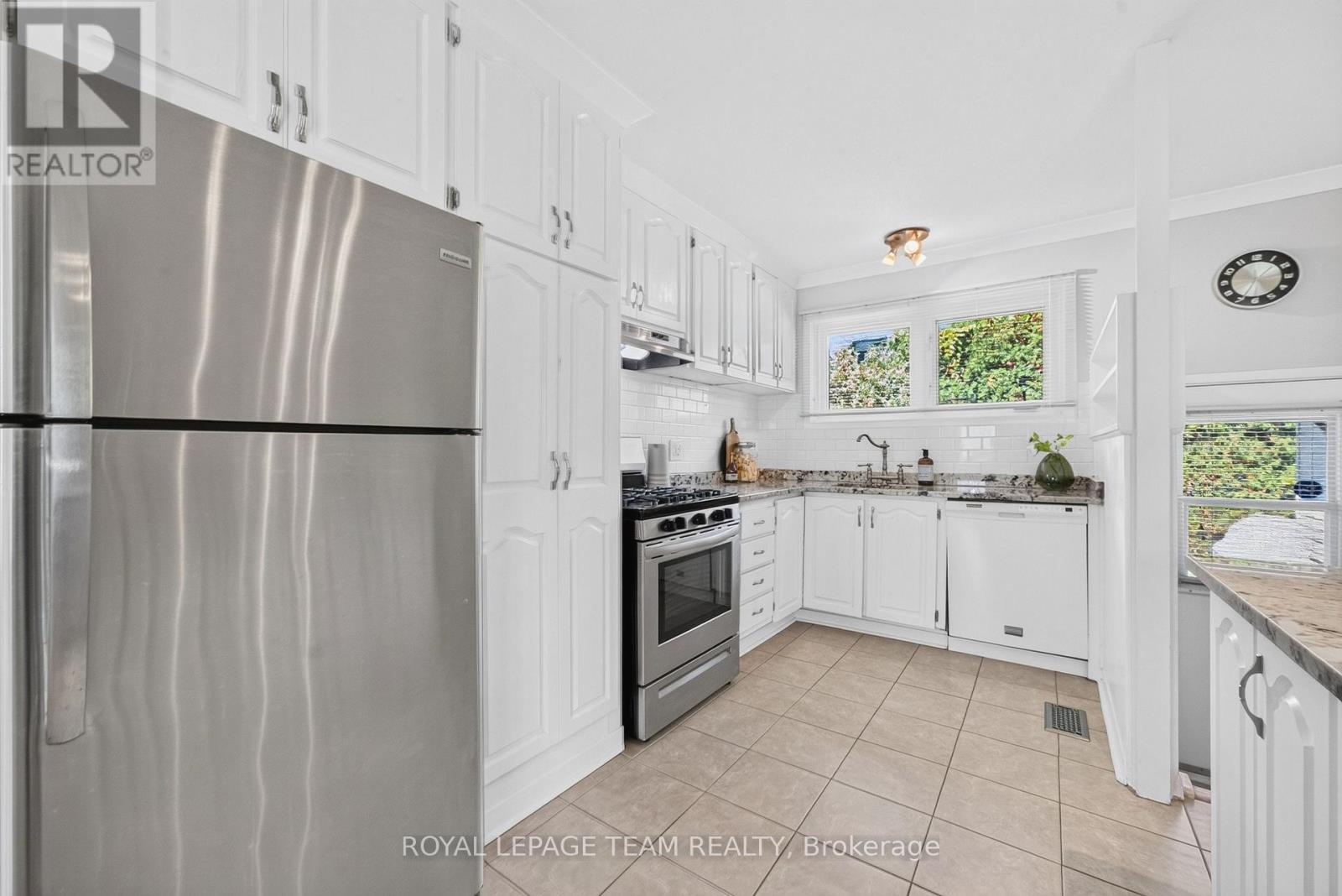 21 ELTERWATER AVENUE - Image 12