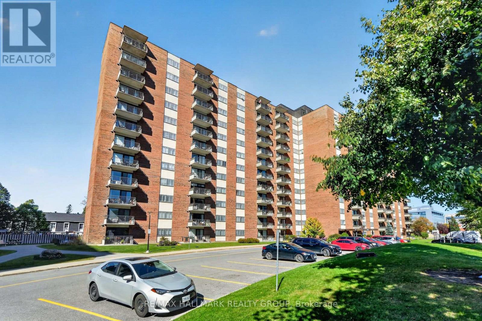 #114 1485 BASELINE ROAD - 2