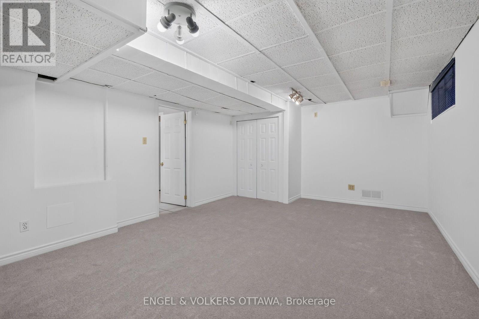 628 BYRON AVENUE - Image 39