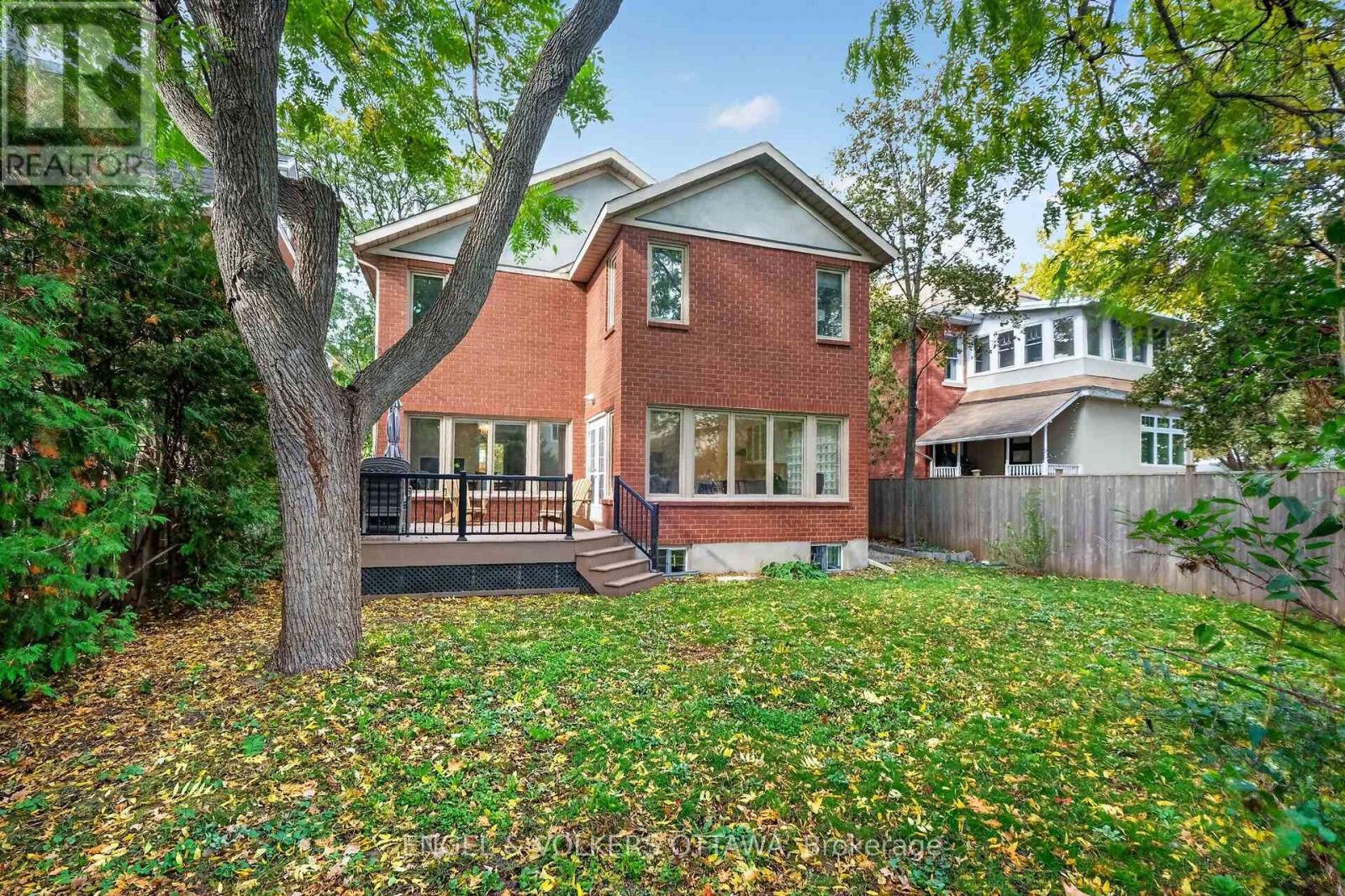 628 BYRON AVENUE - Image 43