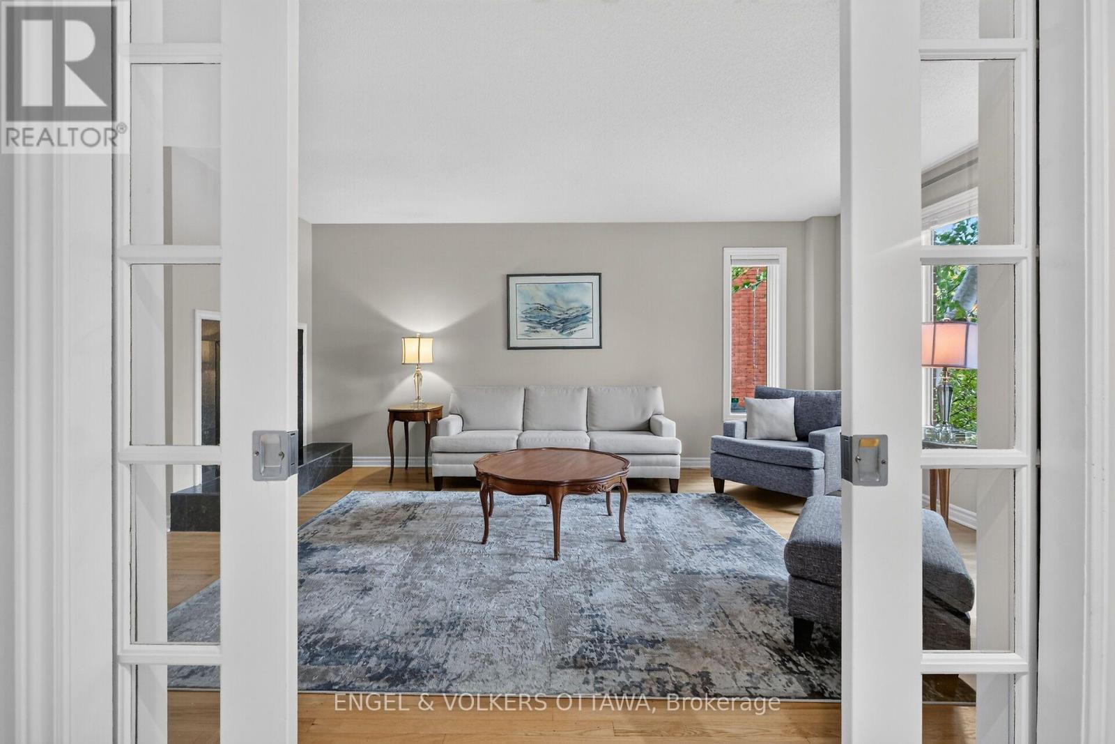 628 BYRON AVENUE - Image 7