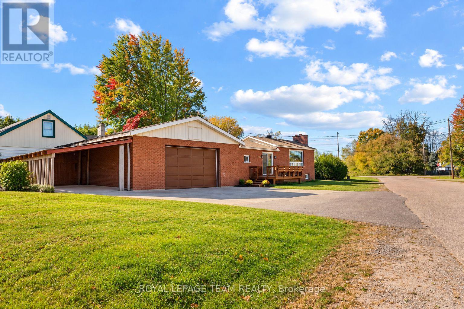 1126 POIRIER STREET - 1