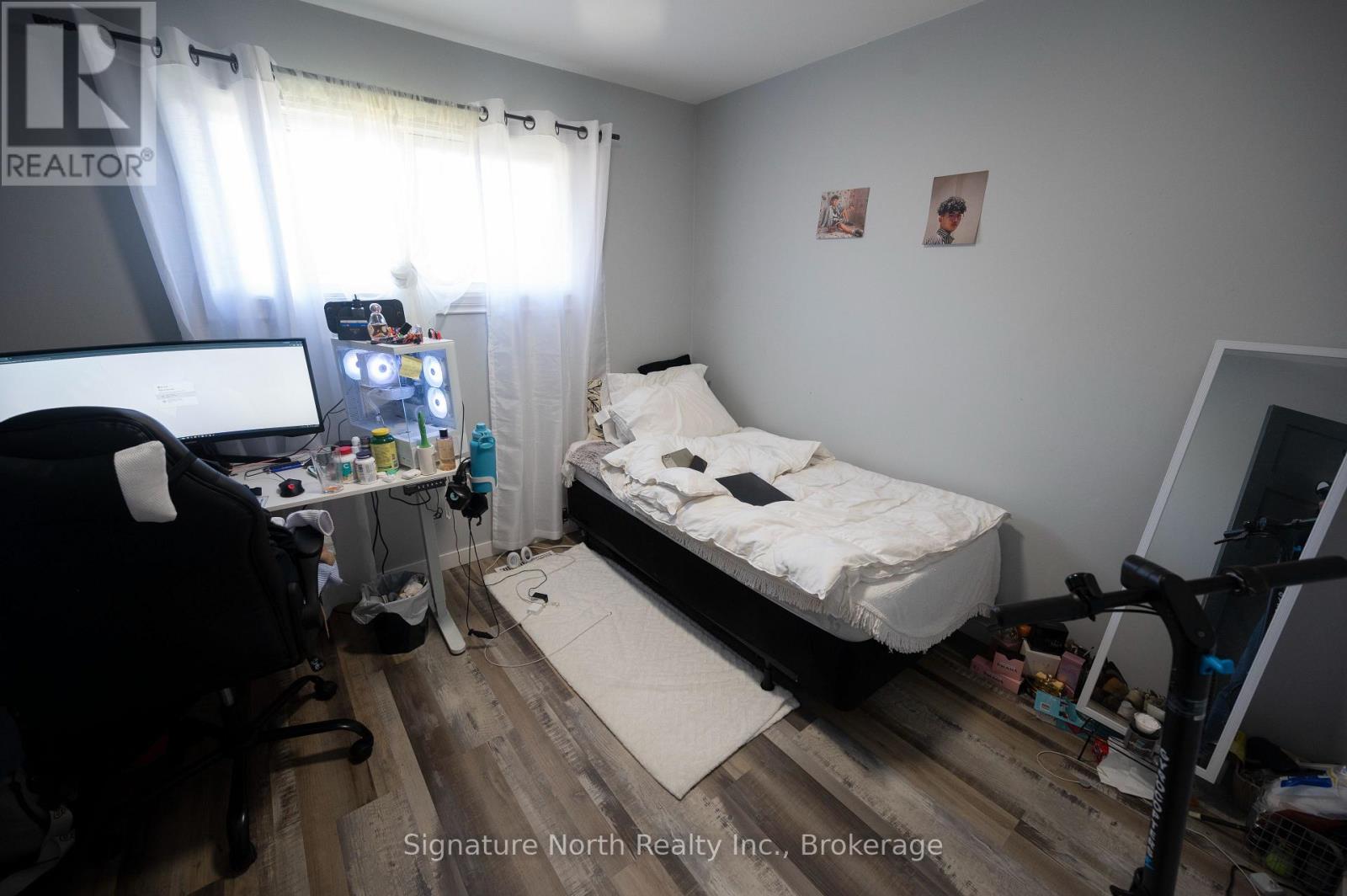420 EDWARD STREET N - Image 21