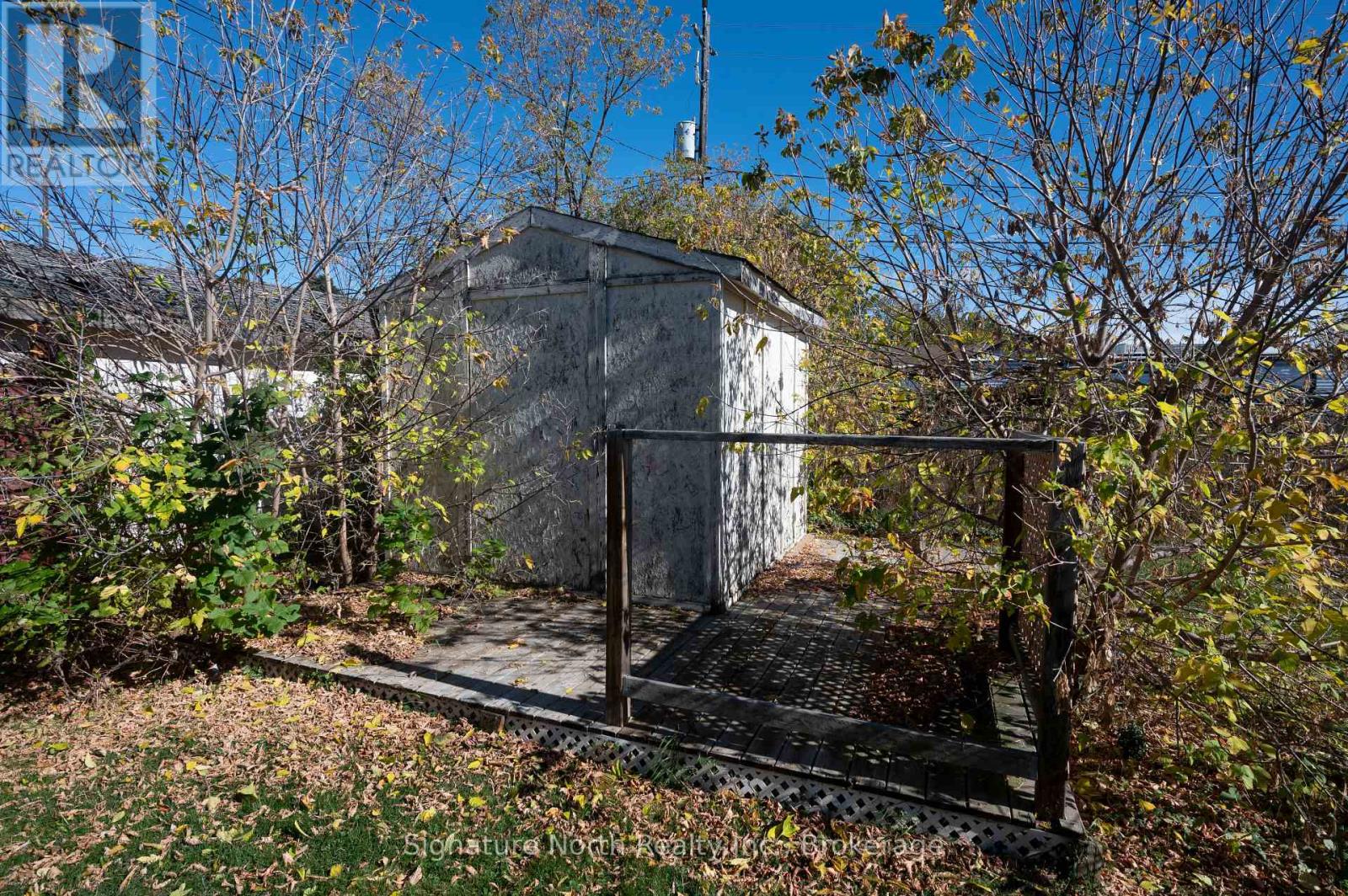420 EDWARD STREET N - Image 5