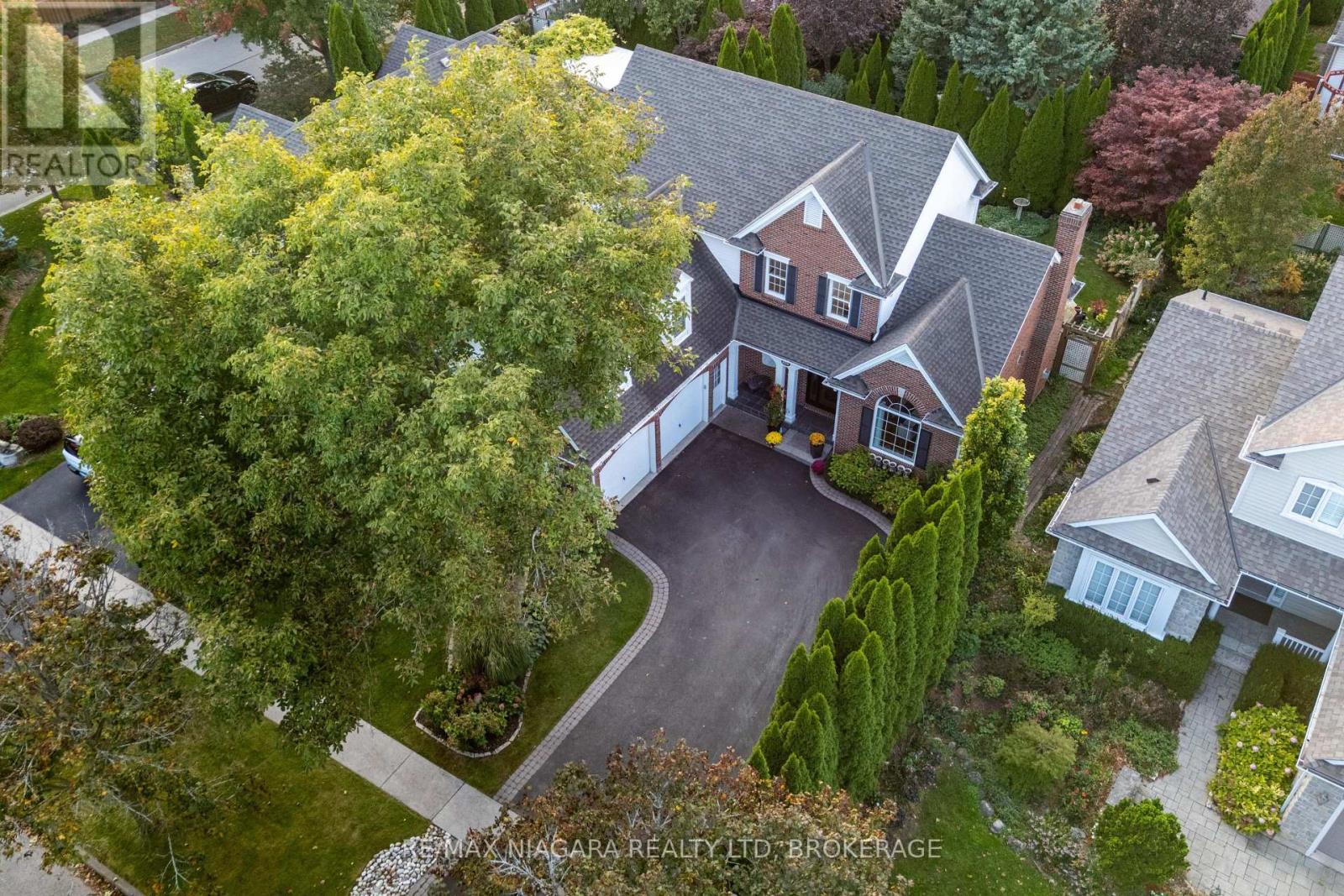 655 CHARLOTTE STREET - Image 36