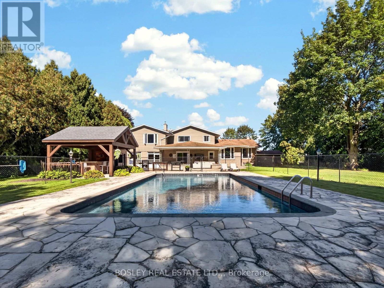 1676 SECOND AVENUE - Image 32
