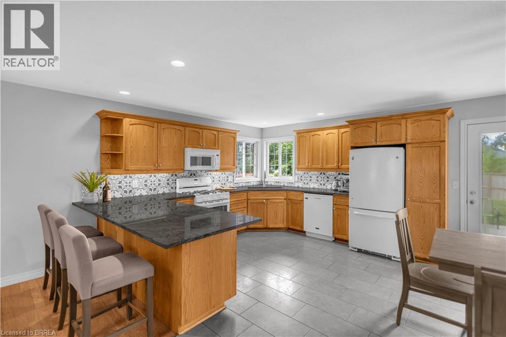 5 WALPOLE Drive - Image 11