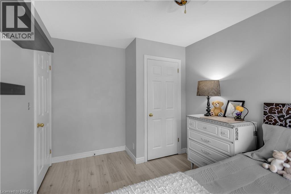 5 WALPOLE Drive - Image 20