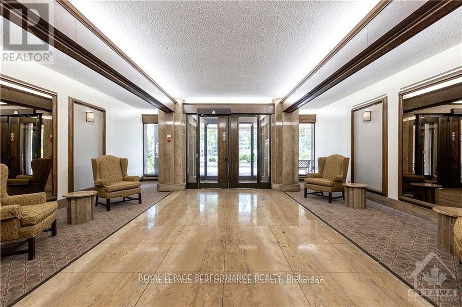 #408 2019 CARLING AVENUE N - Image 8