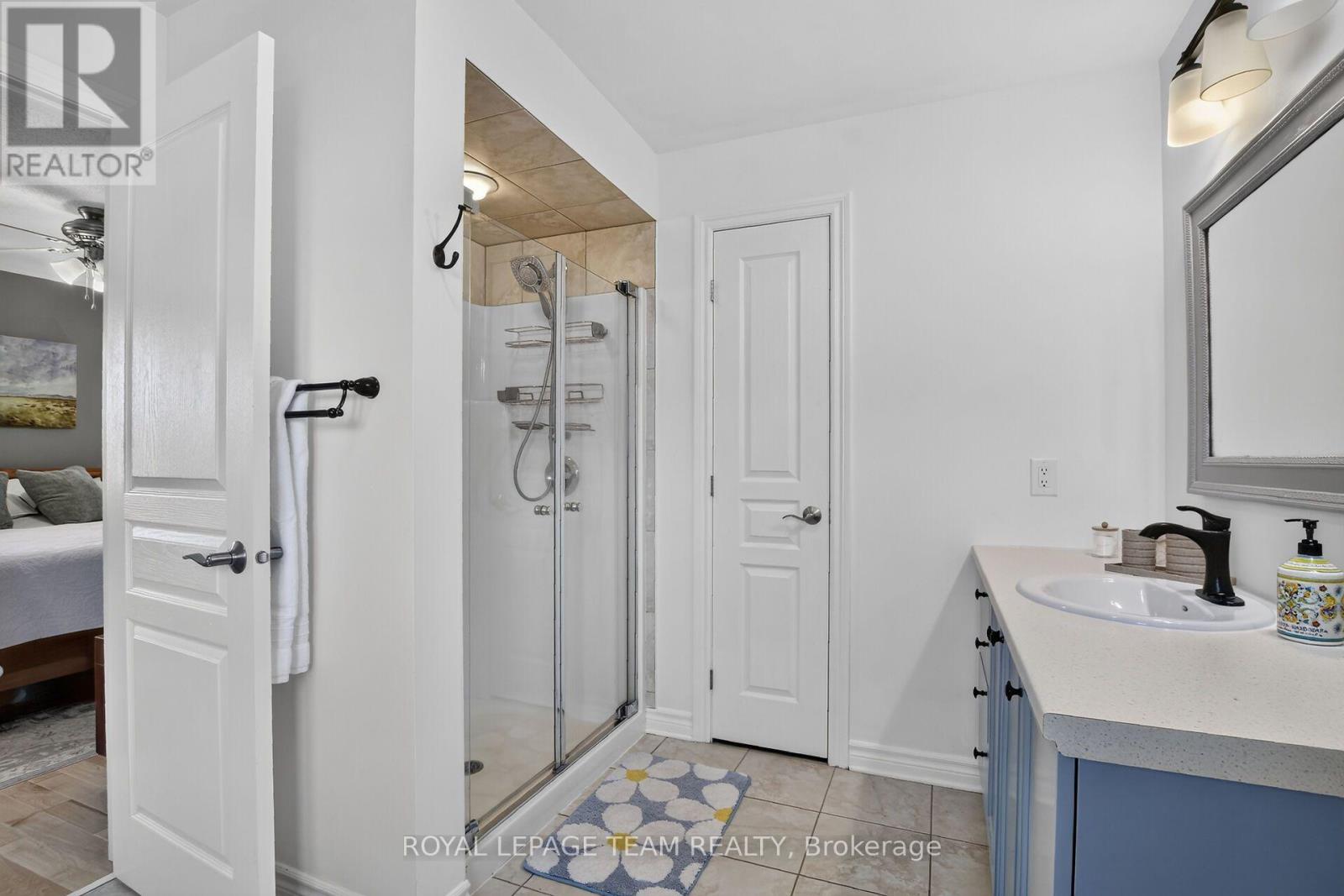 127 COYOTE CRESCENT - 31