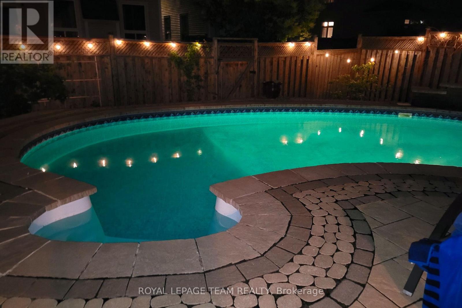 127 COYOTE CRESCENT - 43