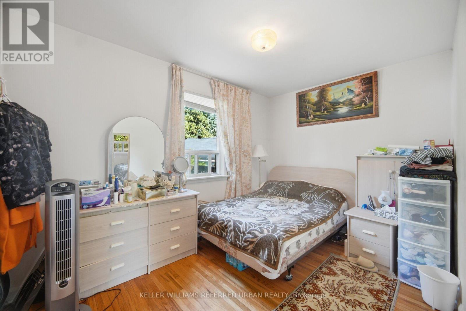 14 VERWOOD AVENUE - 11
