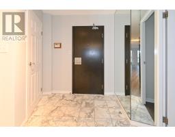 1604 - 25 The Esplanade, Toronto, ON M5E1W5 Photo 9