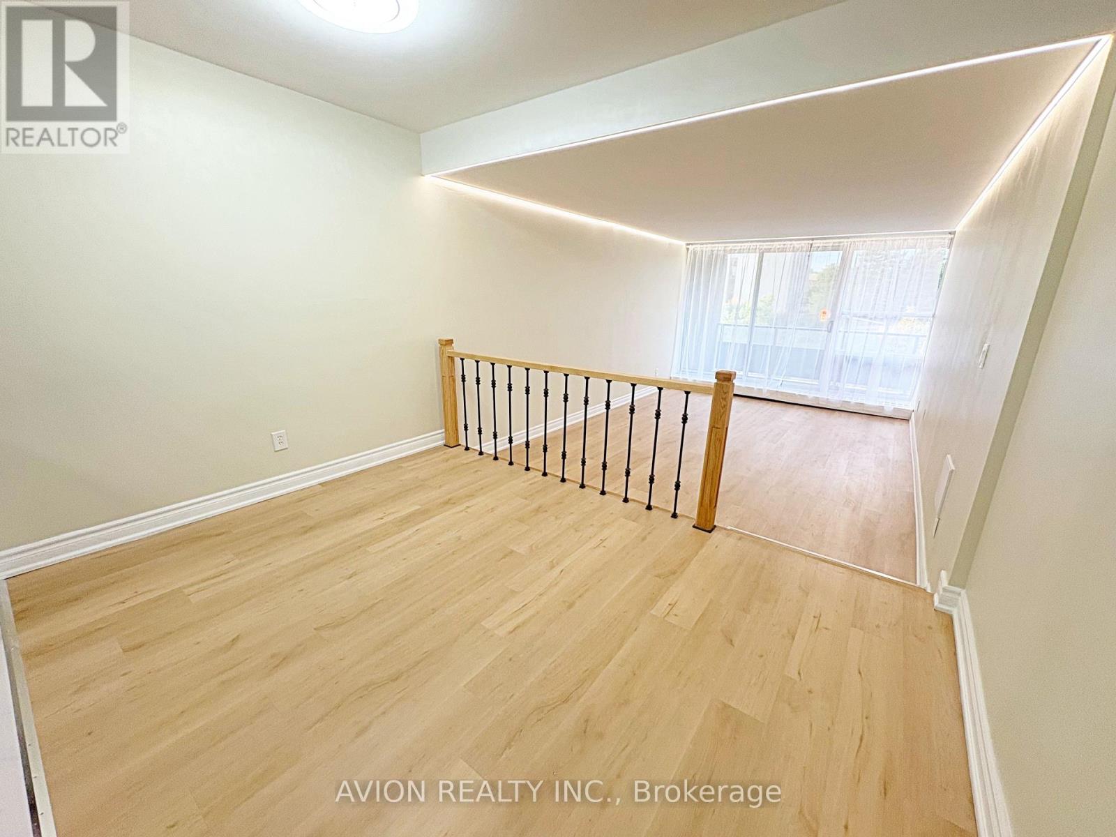 4091 Sheppard Avenue — photo 12