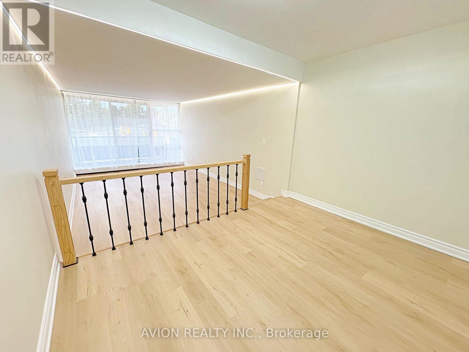 4091 Sheppard Avenue — photo 13