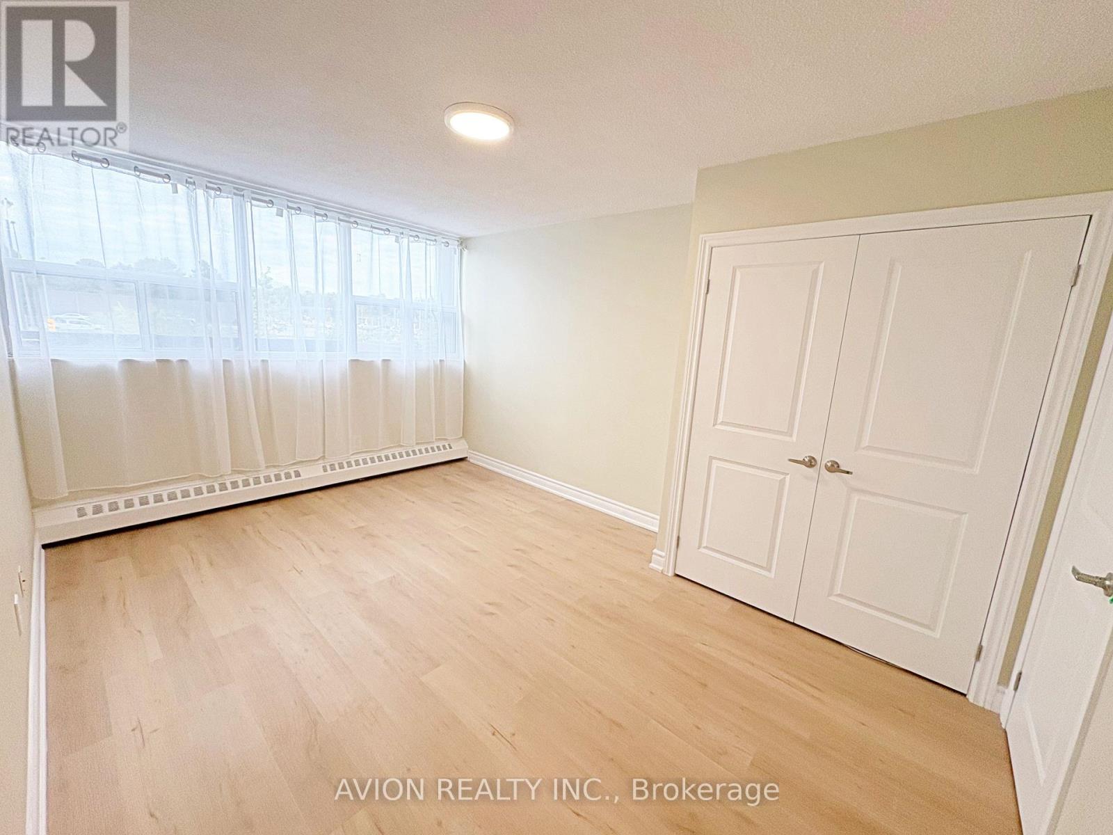 4091 Sheppard Avenue — photo 16