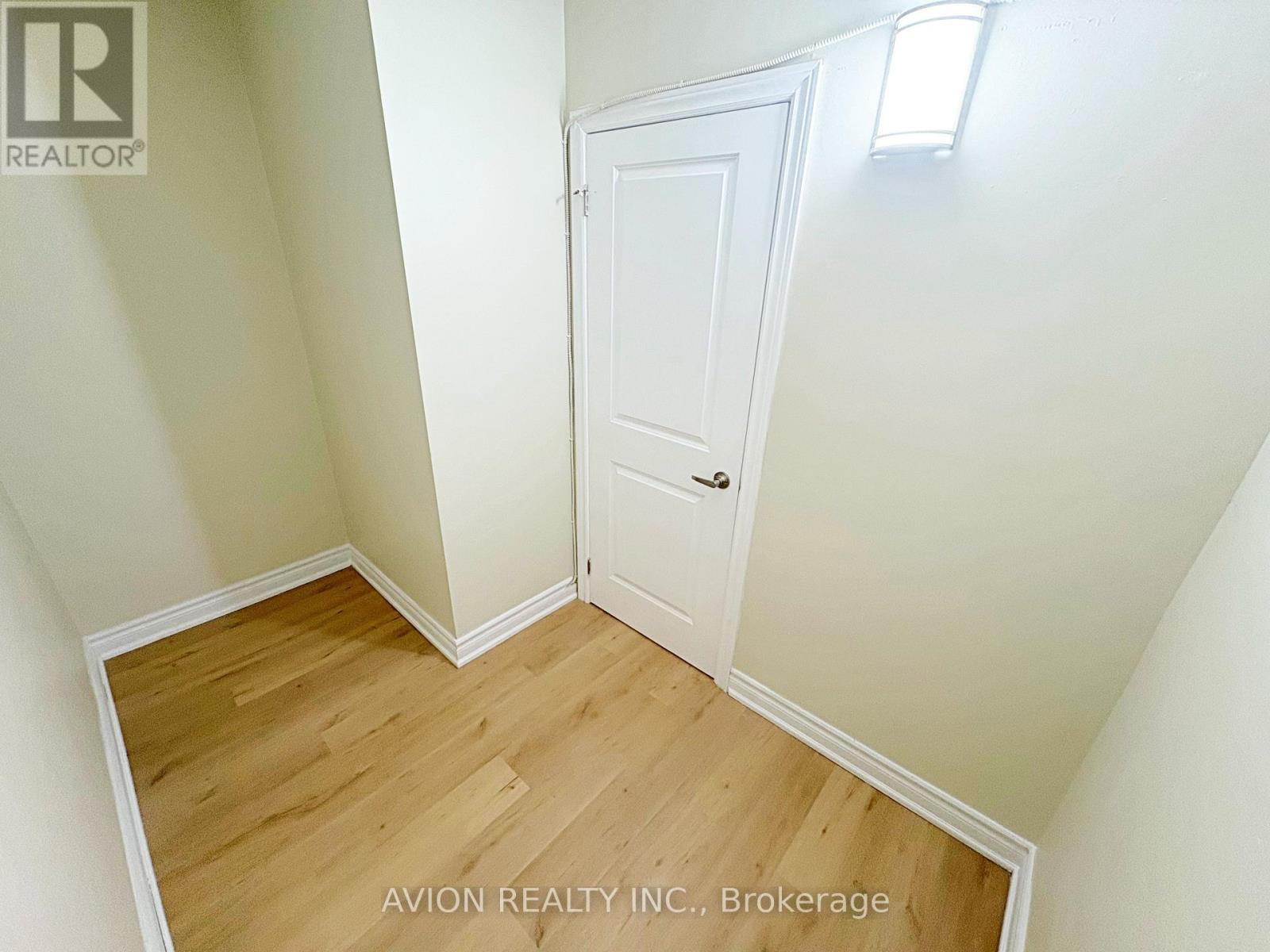 4091 Sheppard Avenue — photo 27